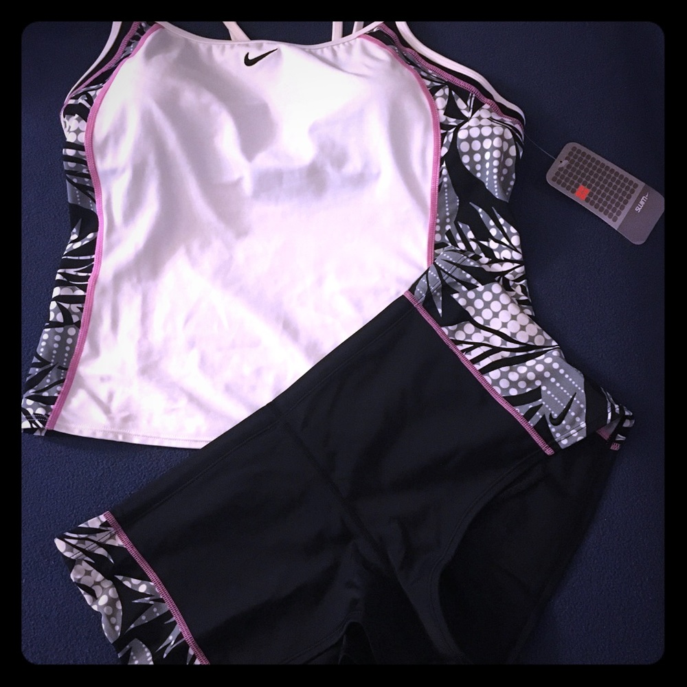 Nike Women's Black and White Swim Set